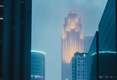 photo-of-a-snow-covered-city-buisness-district