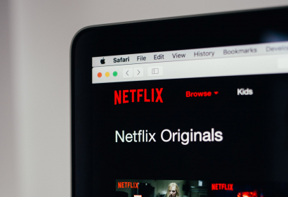 photo-of-a-netflix-homescreen-streaming