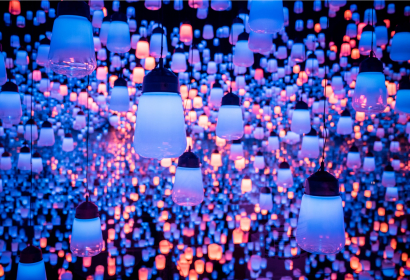 lightbulb art installation